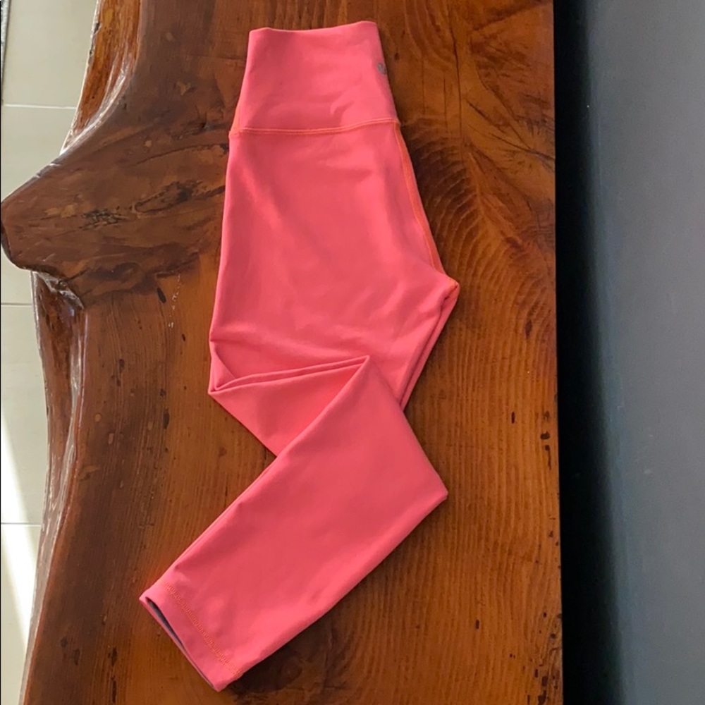 LULULEMON REVERSIBLE WUNDER UNDER TIGHT 25”